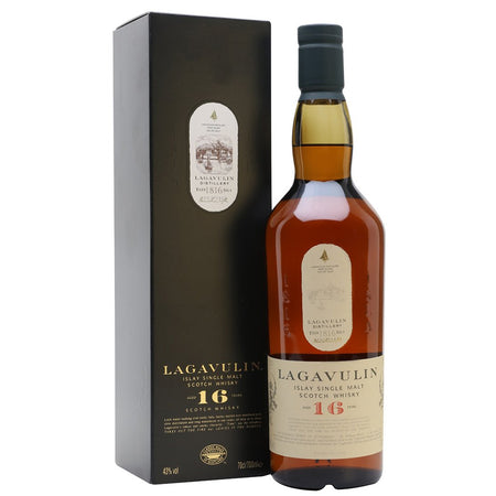 Lagavulin 16年 700ml 箱入り Amazon.co.jp: ラガヴーリン 16年 箱入り モルト [ ウイスキー