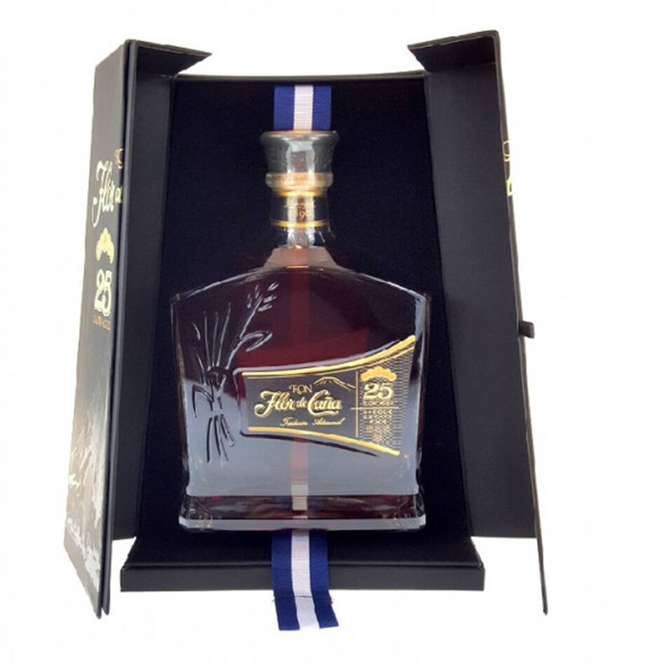 Ron Zacapa & Flor De Cana 25 Yr Rum Combo Package